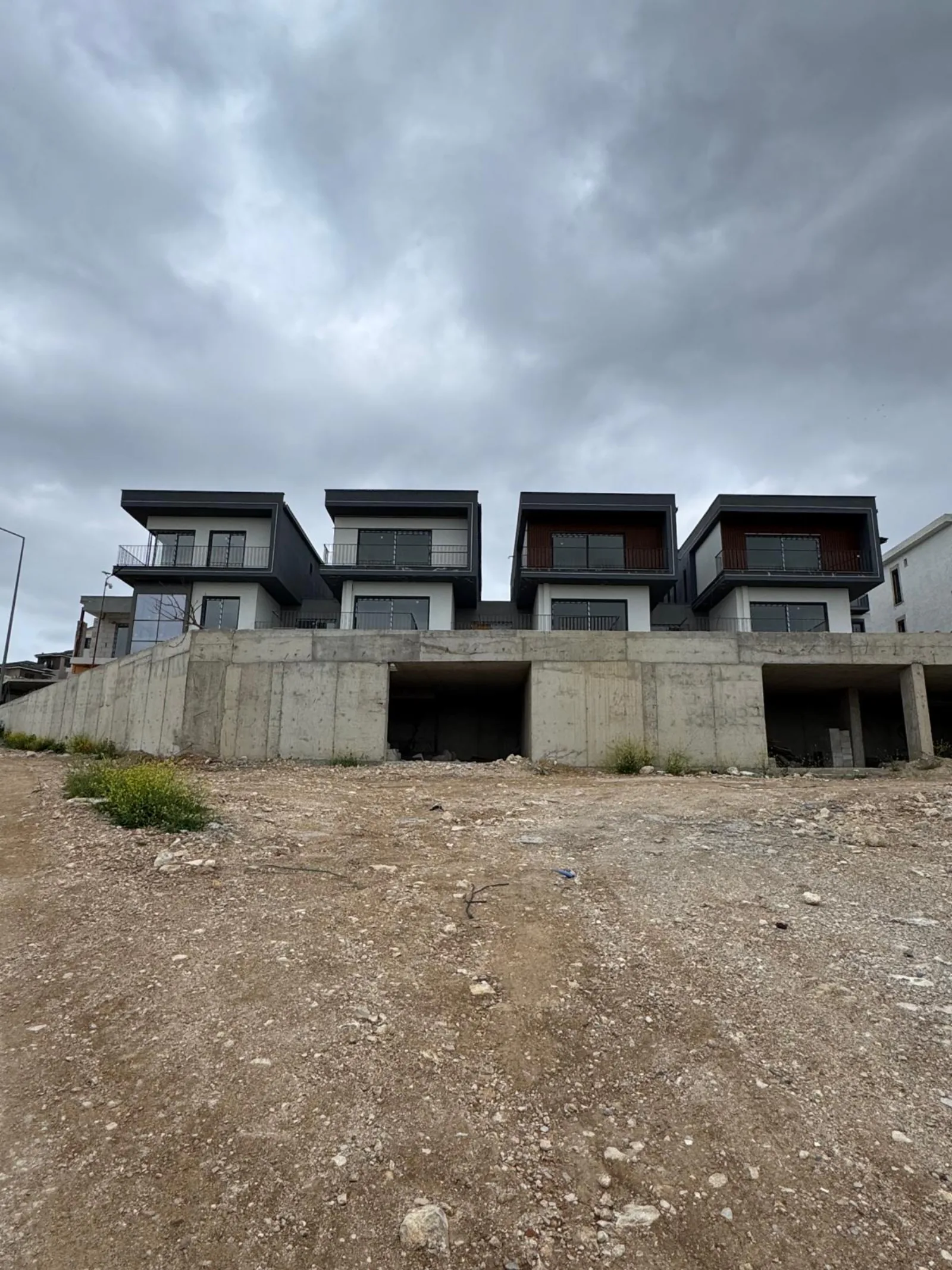 Villa Kent — 4 Daire Yerden Isıtma